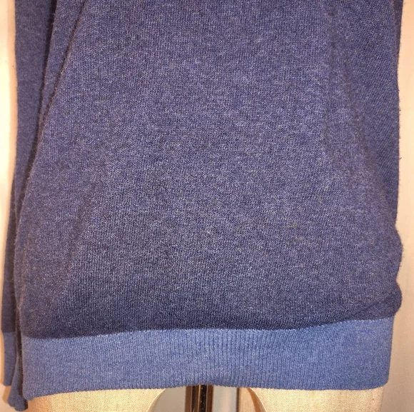 Cashmer Italy Wool  Sweater, Women, V-neck,  Blue, Soft, Lightweight,  S - Picture 7 of 10